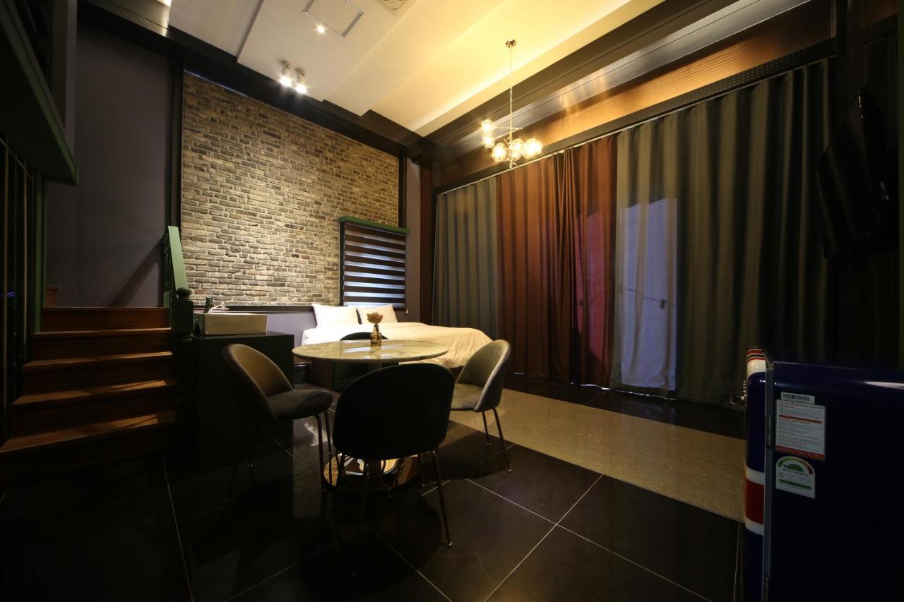 Hotel Yeogiatte Daegu Station Exteriér fotografie